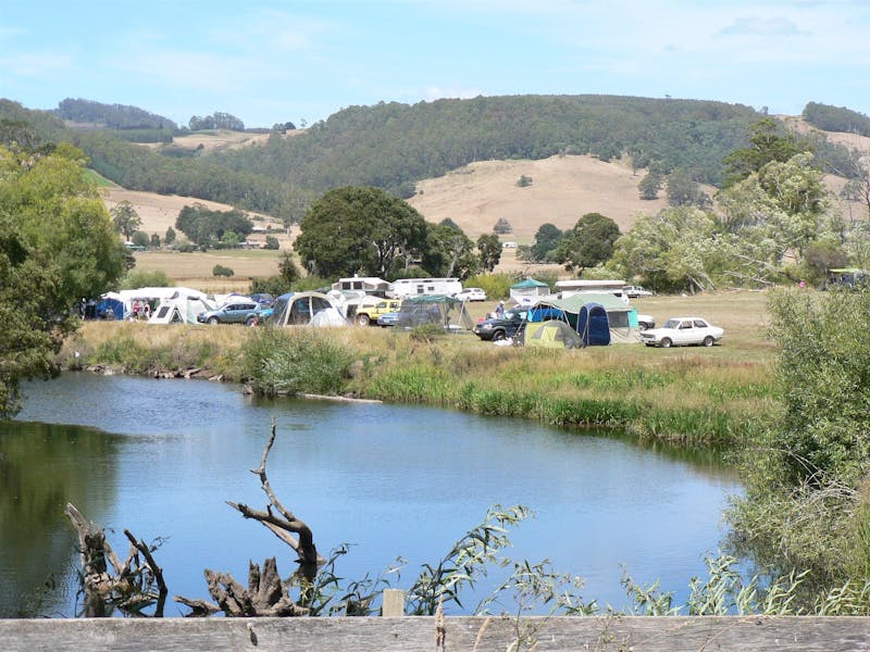 Riverside camping at Wings Wildlife Park