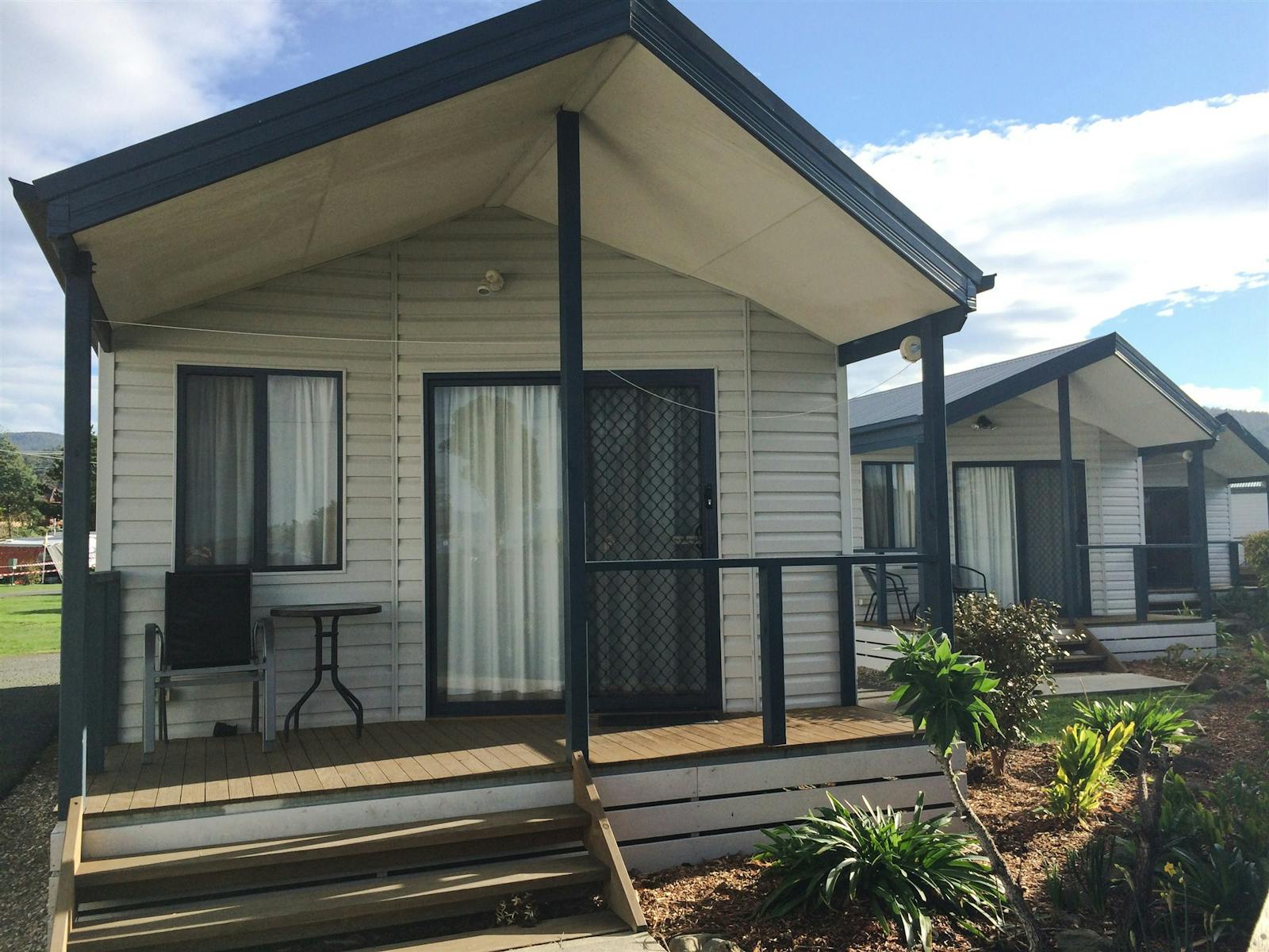 Waterview Cabins