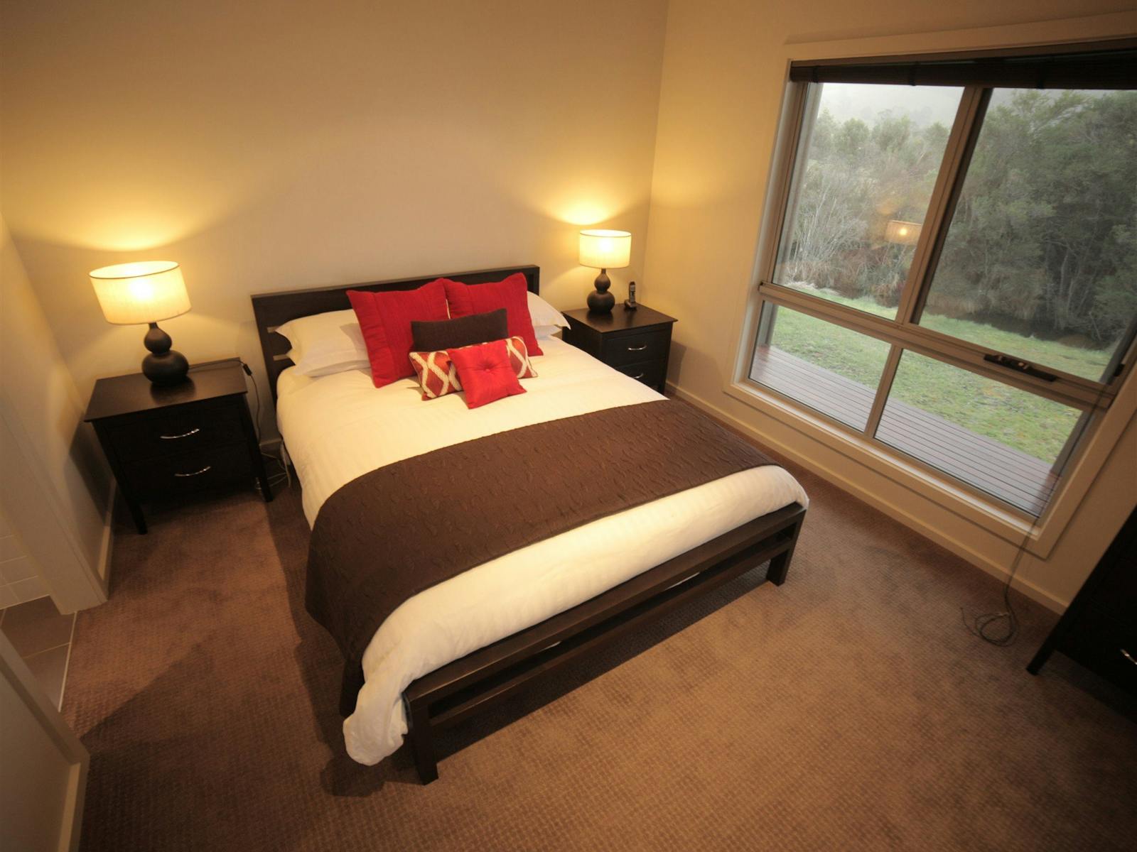 Tides Reach bedroom