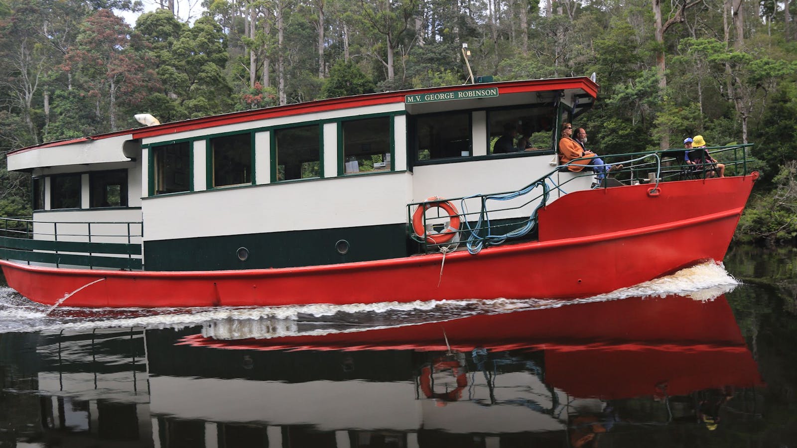 Arthur River Cruises
