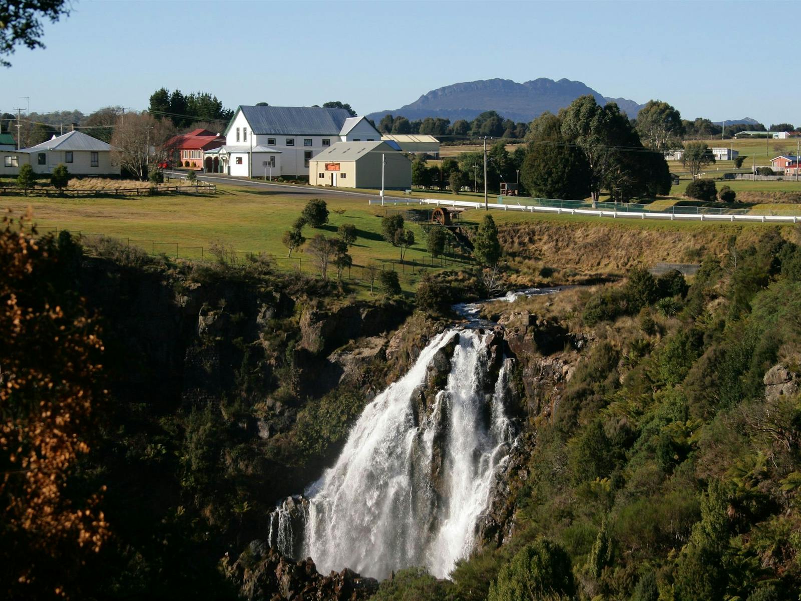 Waratah Falls