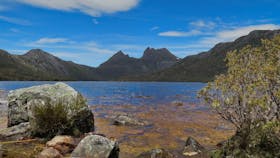 Dove Lake - Great Short Walk