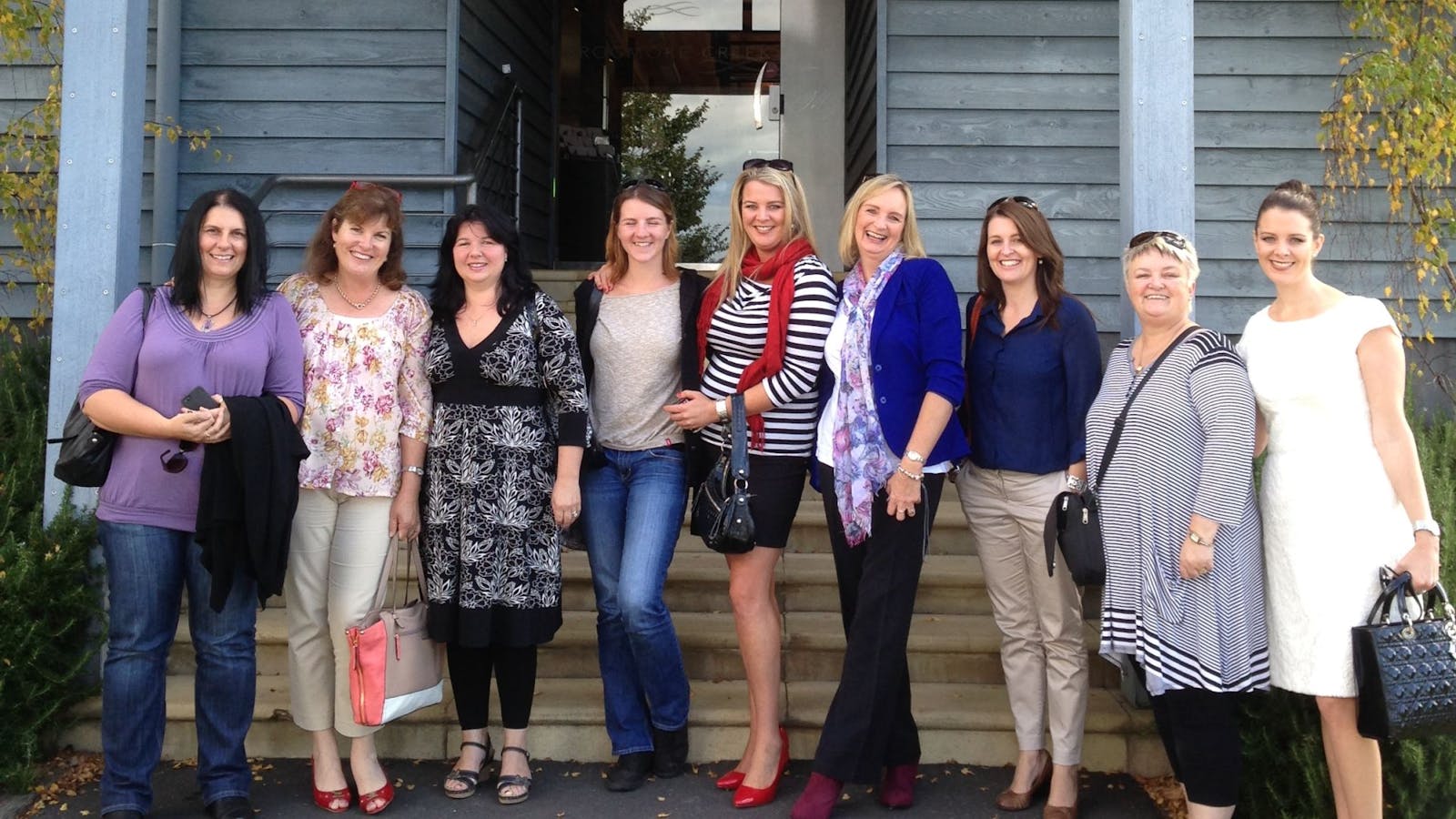 Apple Isle Wine Tours