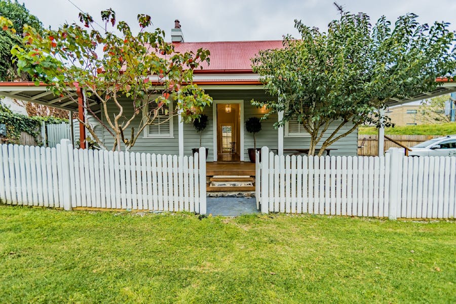 Hindmarsh Park Holiday Cottage