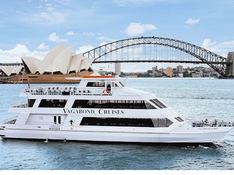 聖誕晚餐遊輪 MV Vagabond Spirit