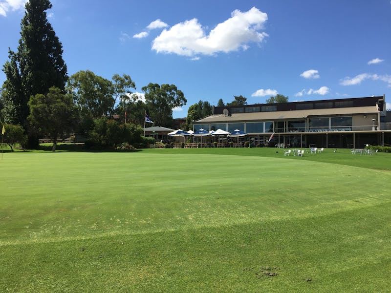 Dubbo Golf Club NSW Holidays & Things to Do