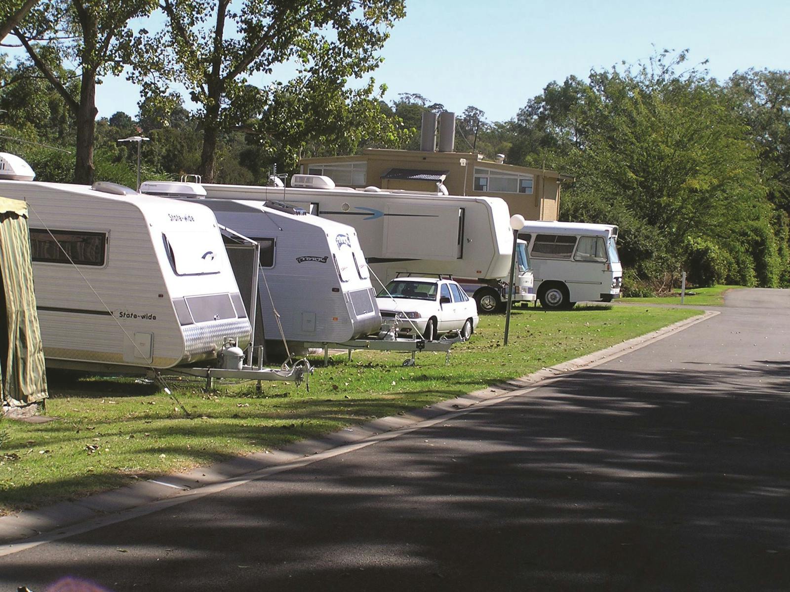 Poplar Tourist Park 