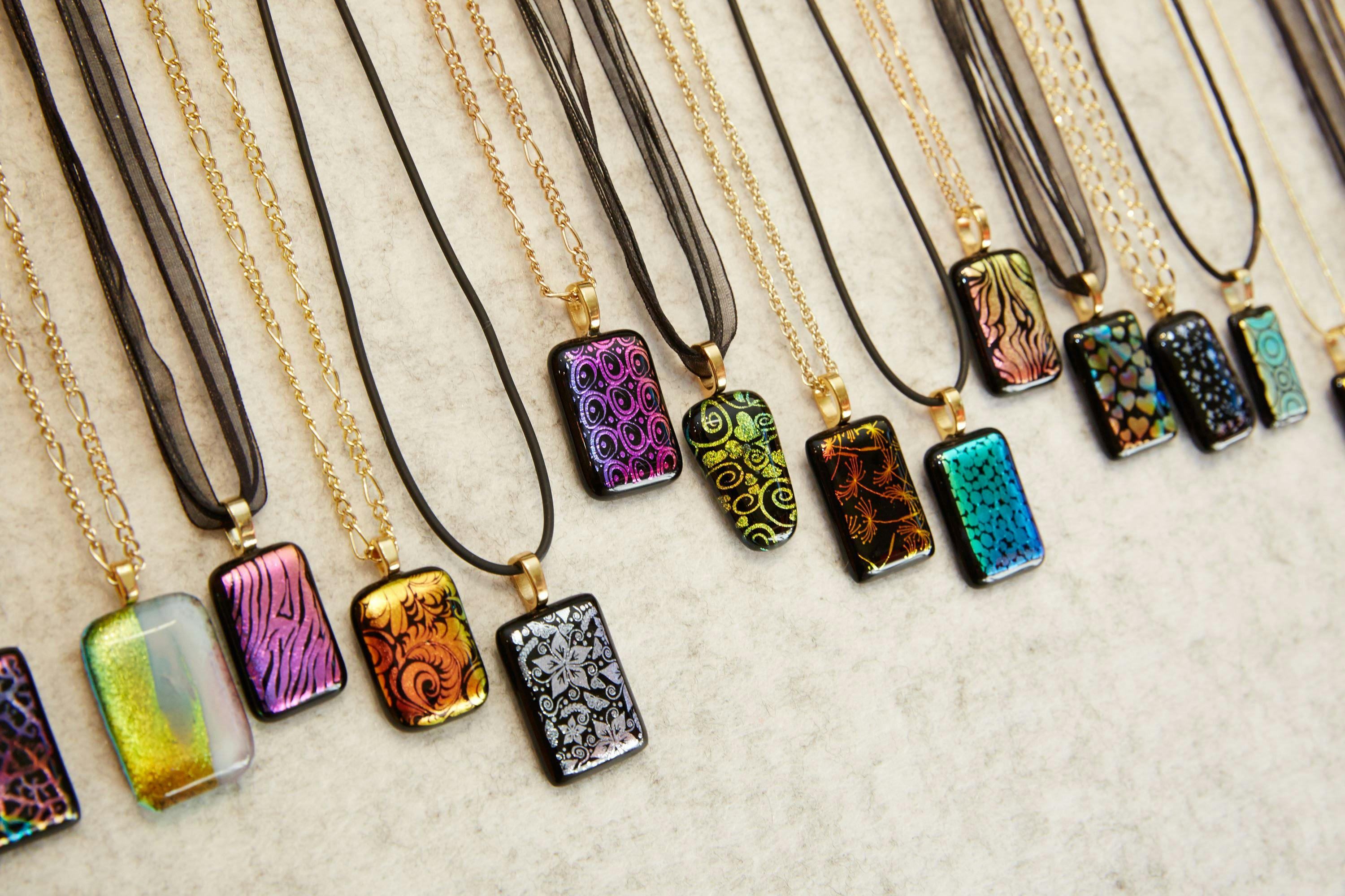 Exclusive Hot Glass Gallery