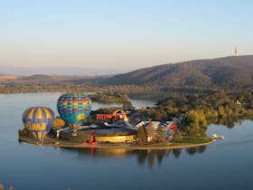 Dawn Drifters - Canberra Balloon Flights