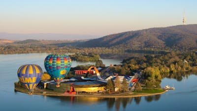 Dawn Drifters flight over Canberra