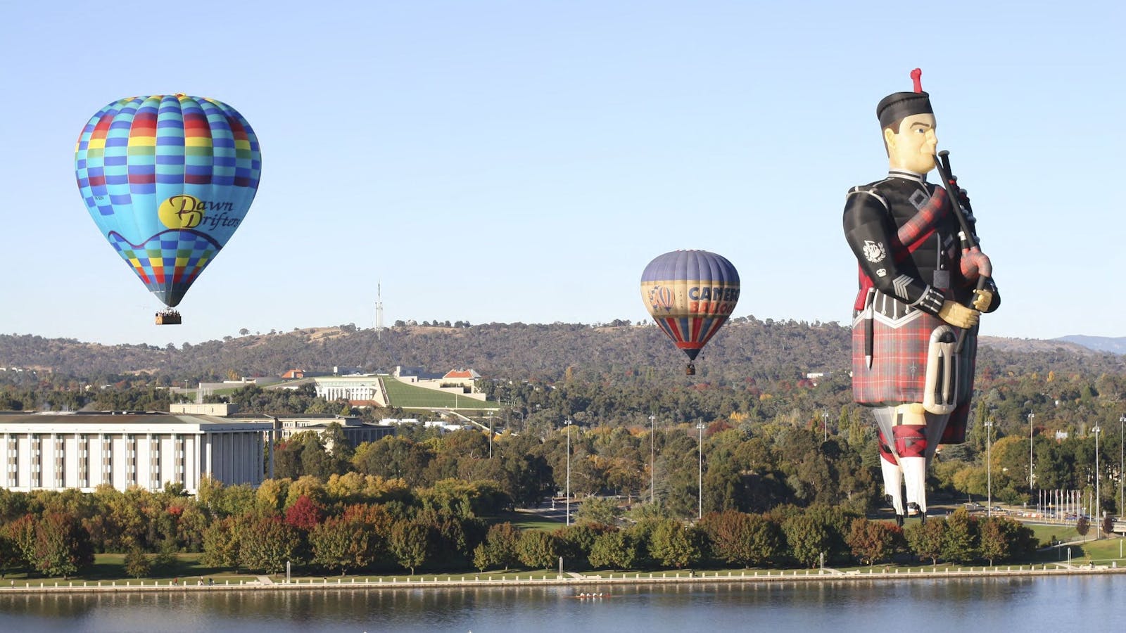 Dawn Drifters - Canberra Balloon Flights