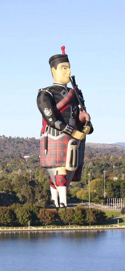 Hot air balloon flight during Balloon Spectacular