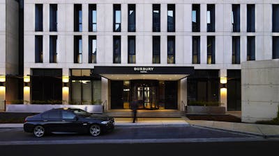 Burbury Hotel entrance