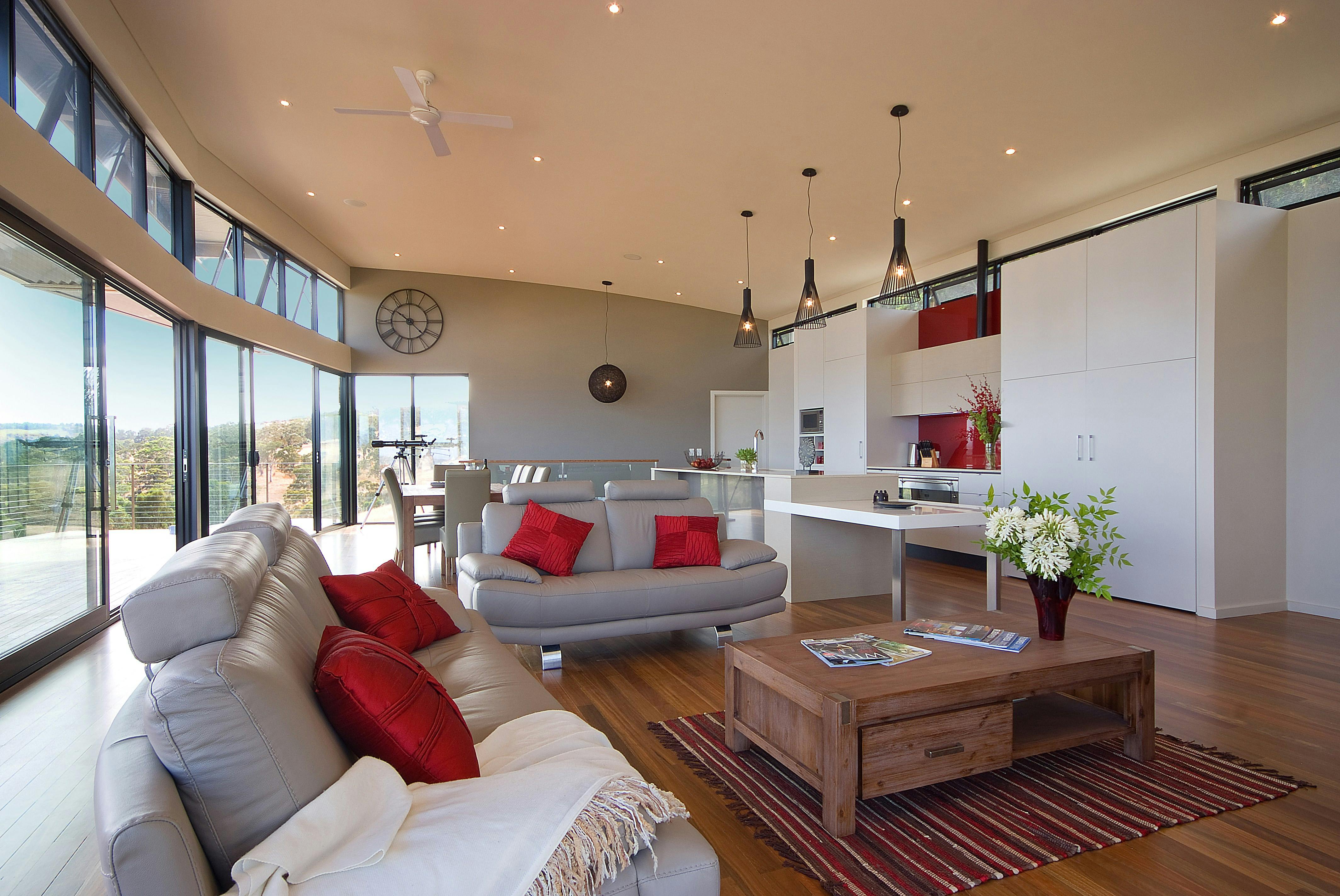 Lounge Kitchen & Dining embracing the view from every angle