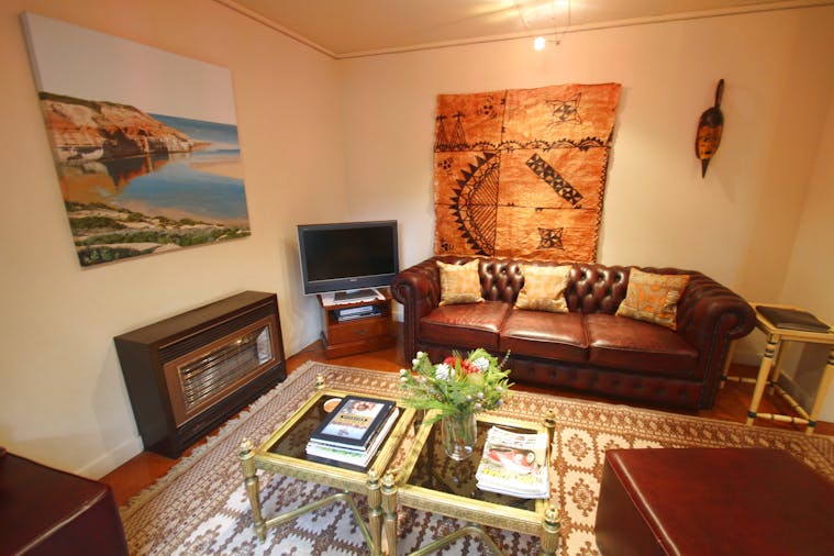 Adelaide Serviced Apartments William Townhouse