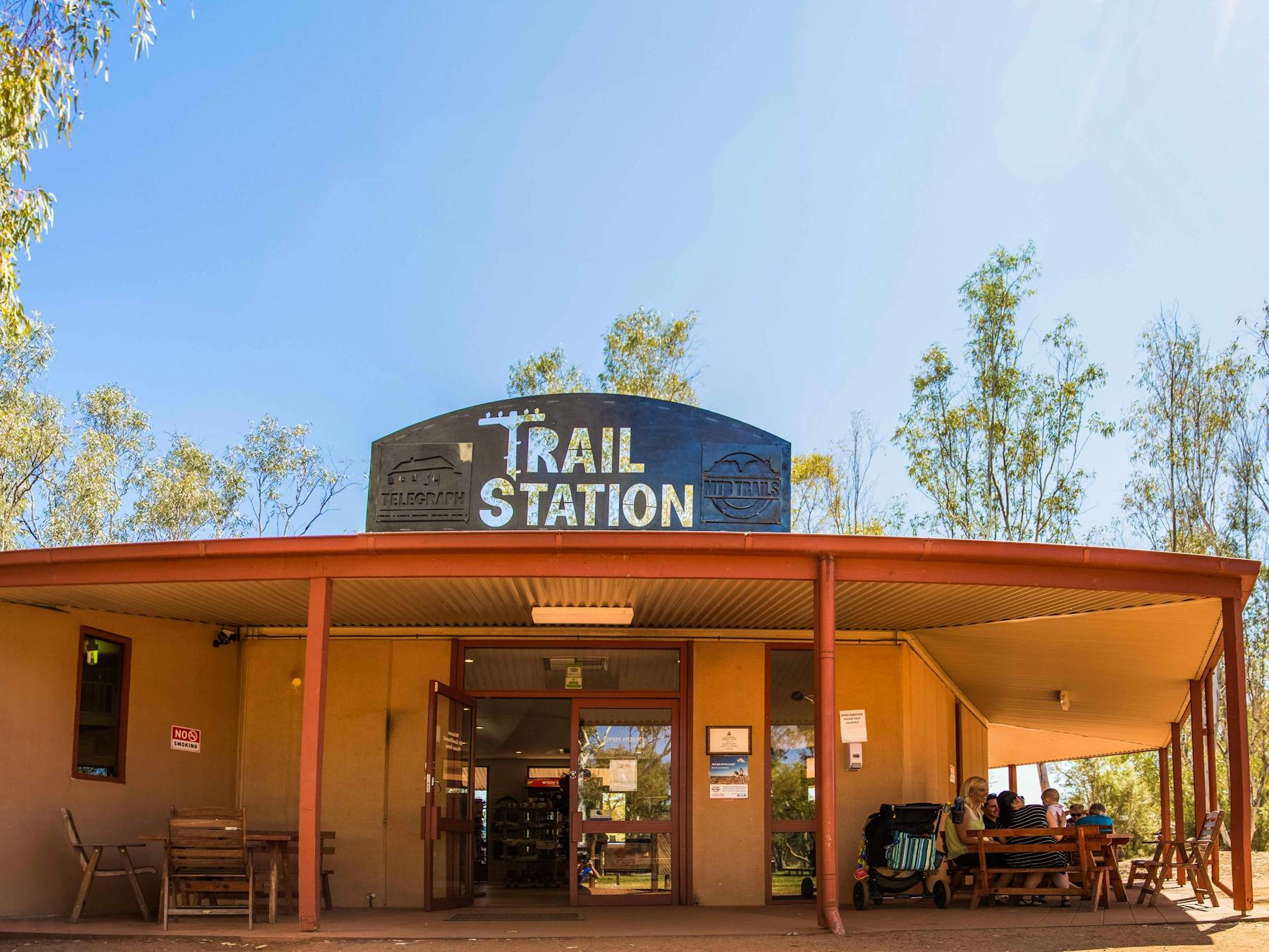 alice springs telegraph station main entrance