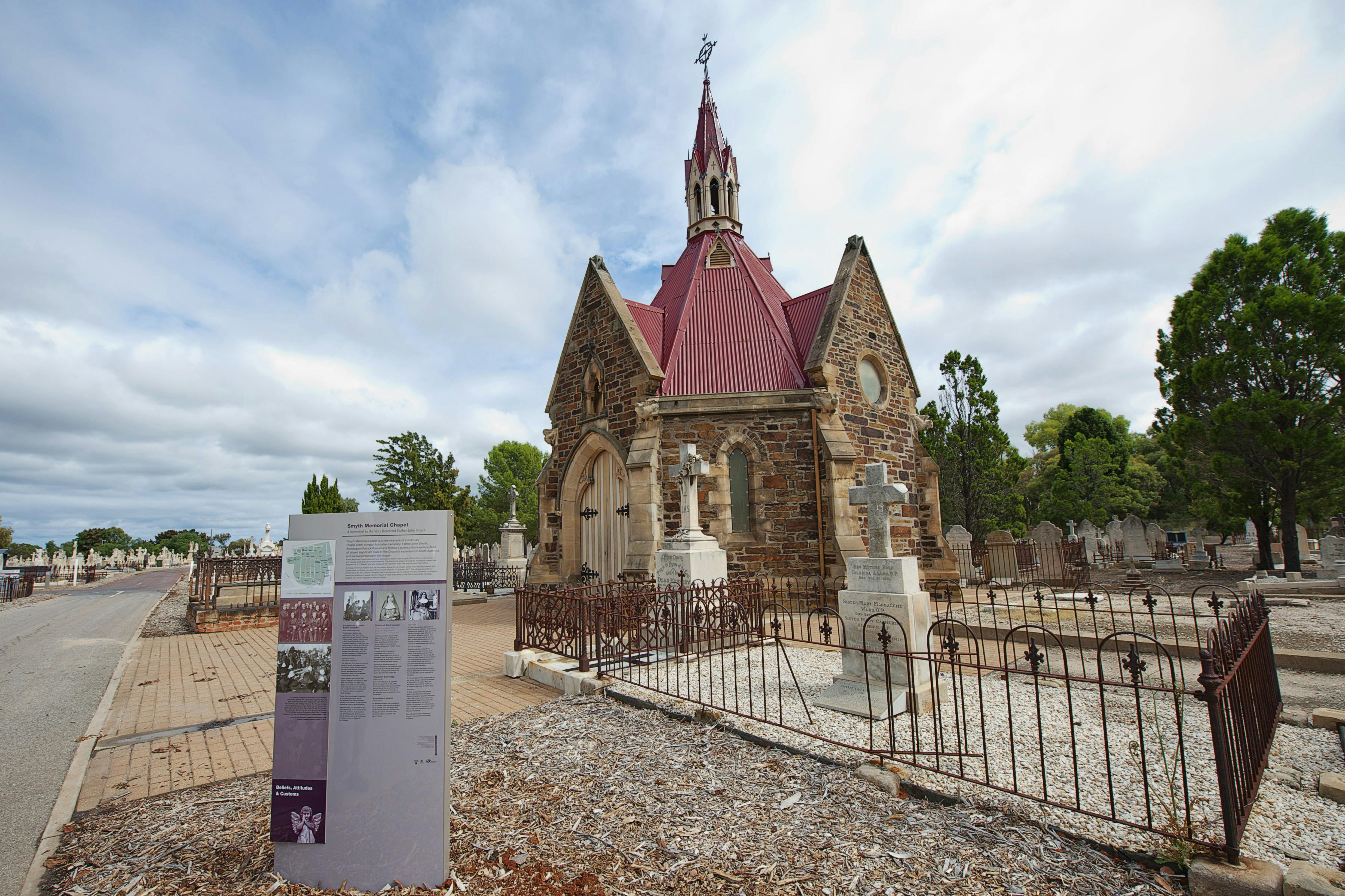 West Terrace Cemetery Day Tour