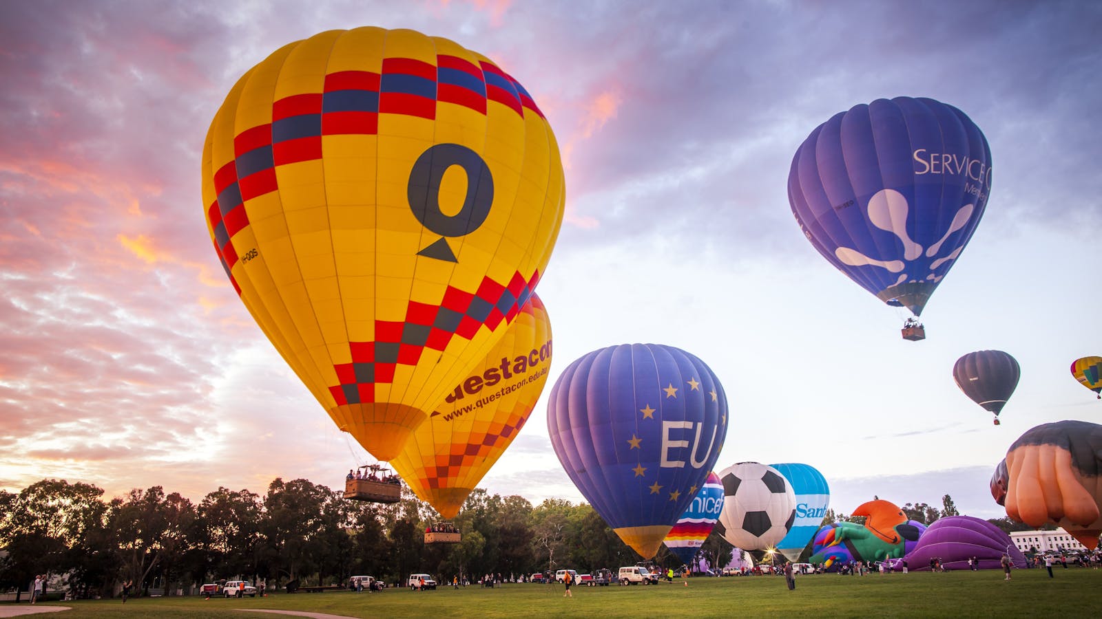 Canberra Balloon Spectacular