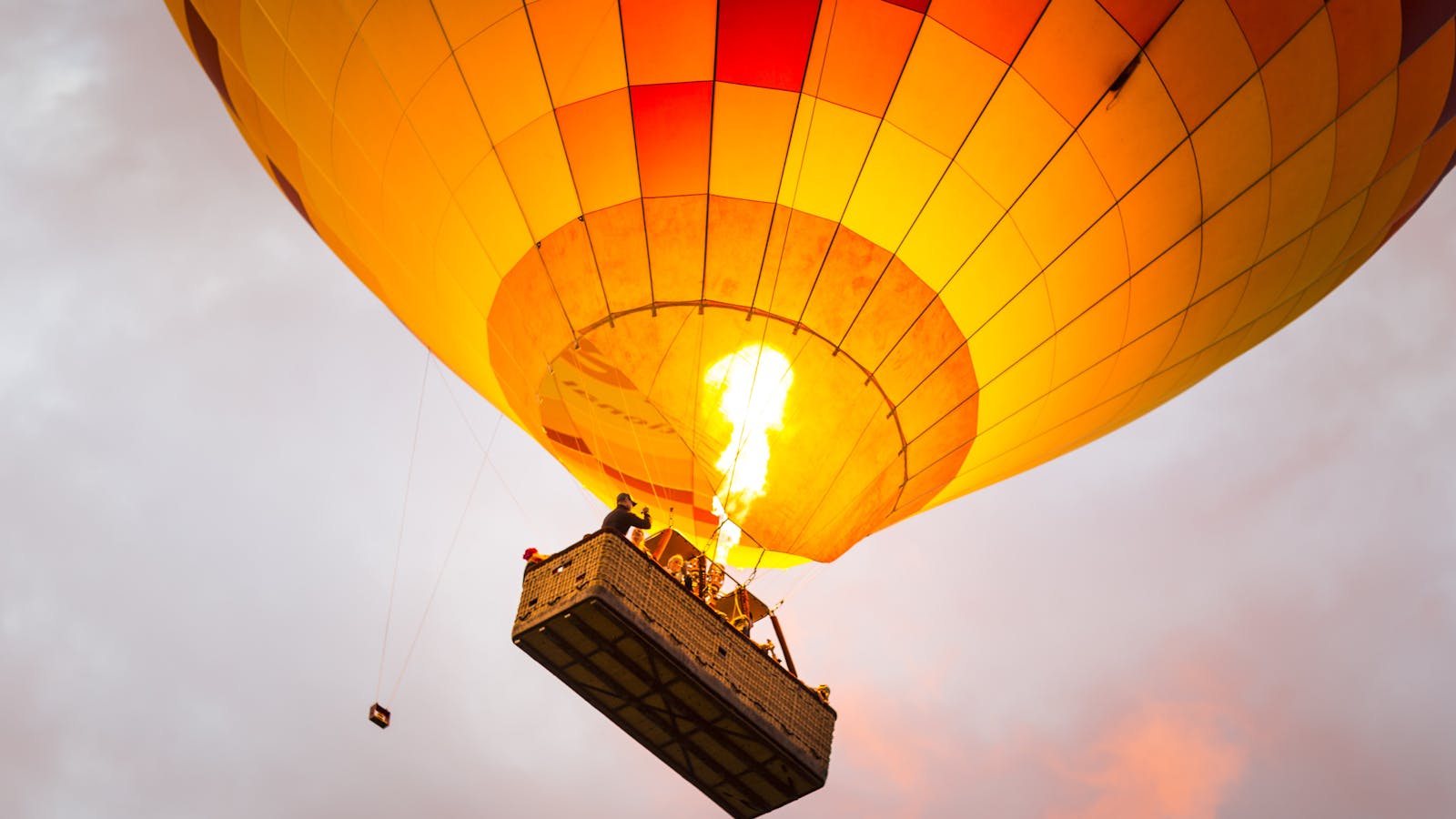 Canberra Balloon Spectacular