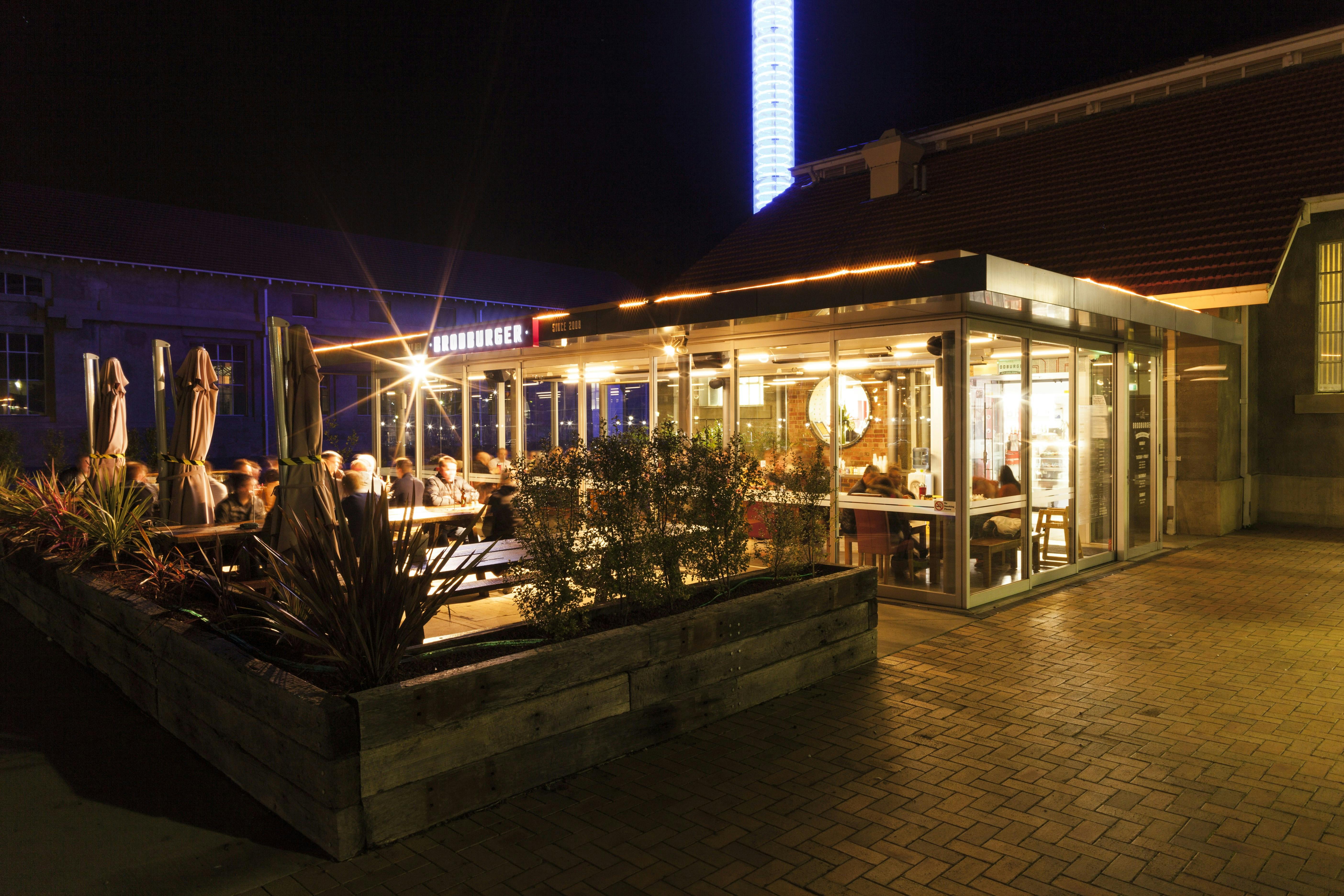 Exterior of Brodburger at night
