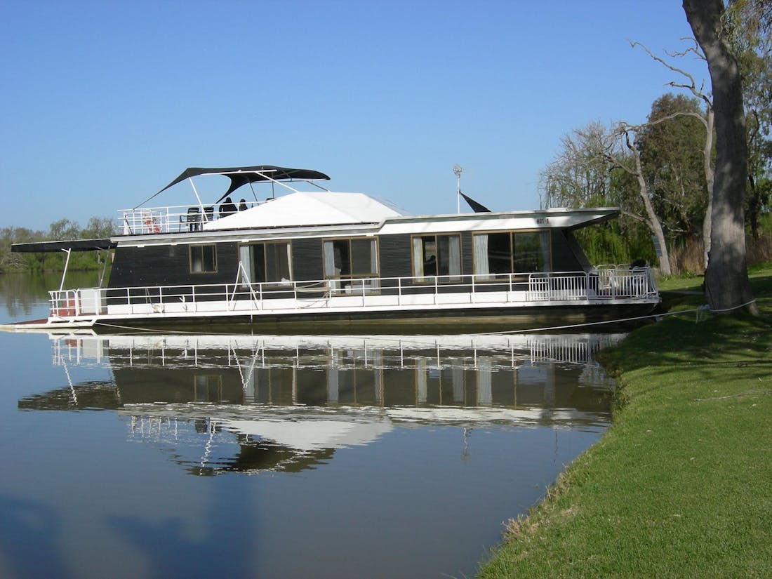 Galaxy Houseboat Murray Bridge, Hire South Australia