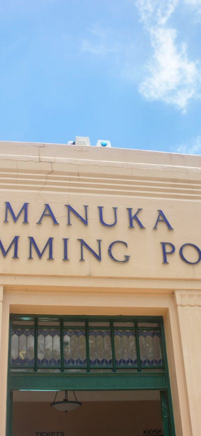 Manuka Swimming Pool entrance