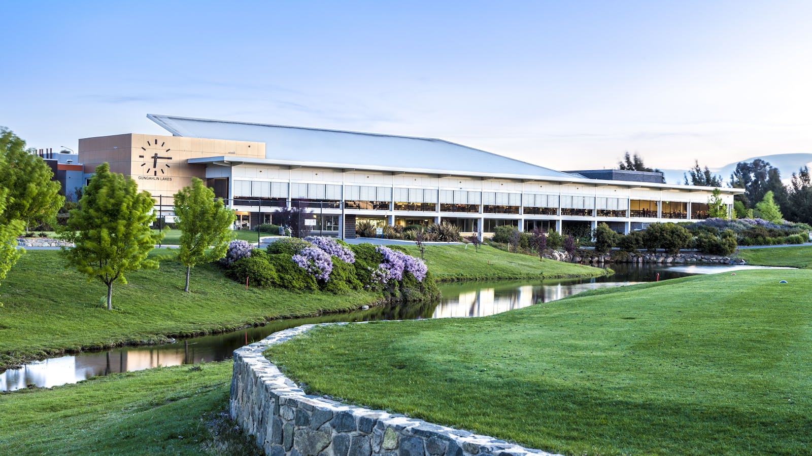 Gungahlin Lakes Golf and Community Club