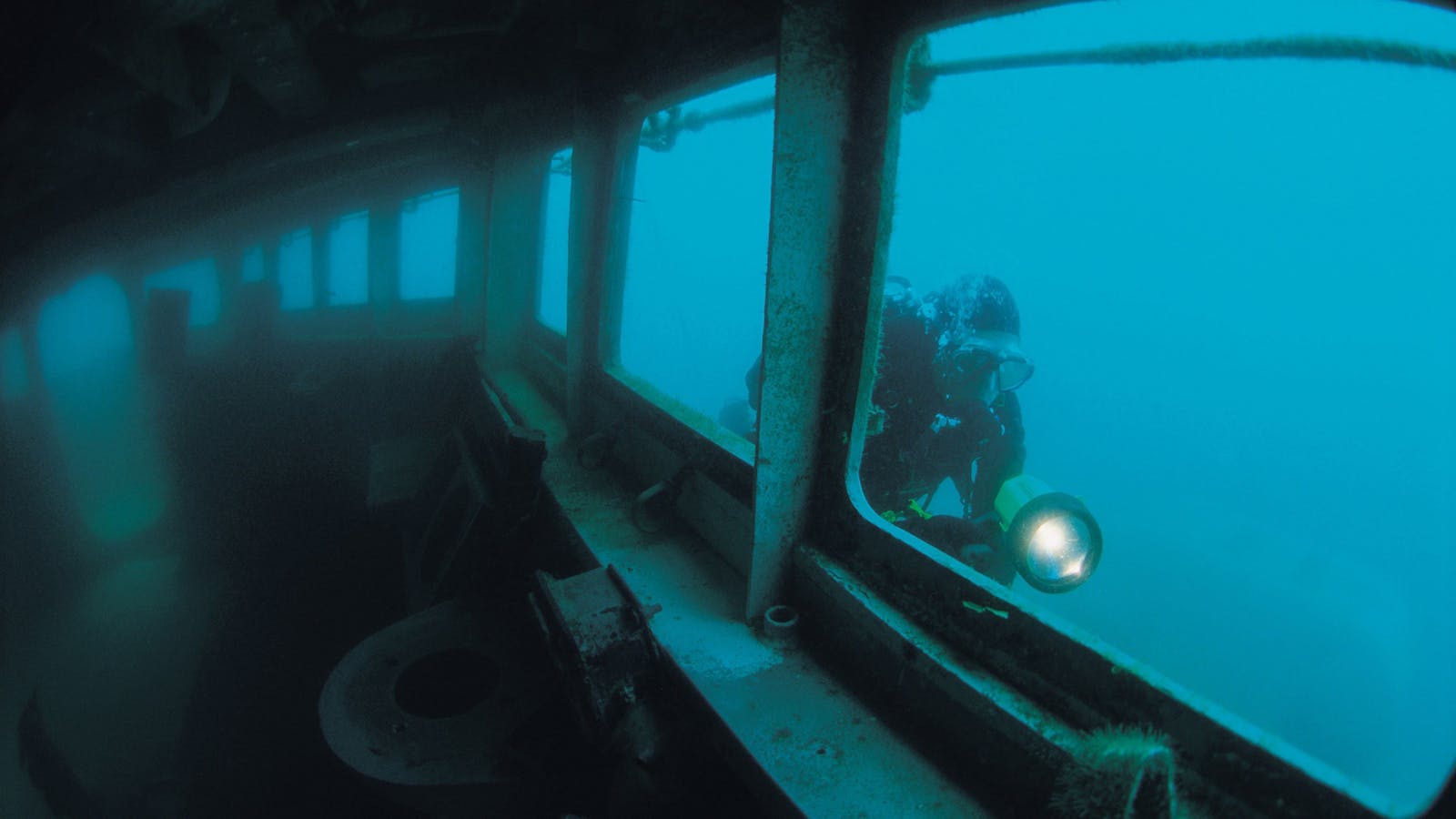 ex HMAS Hobart Dive Site