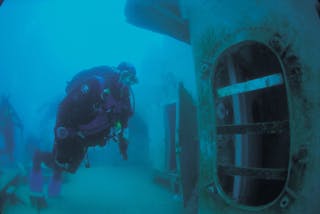 ex HMAS Hobart Dive Site
