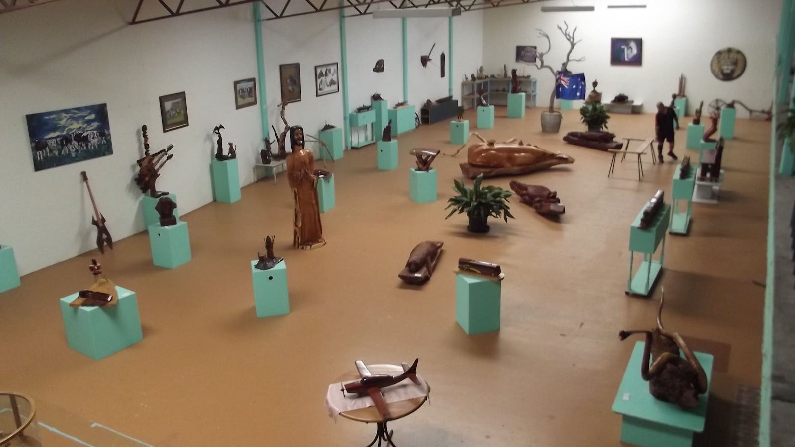 Ant's Redgum Gallery