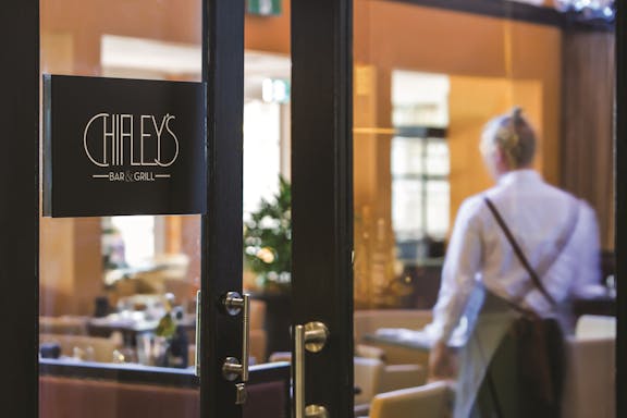 Chifley's Bar & Grill