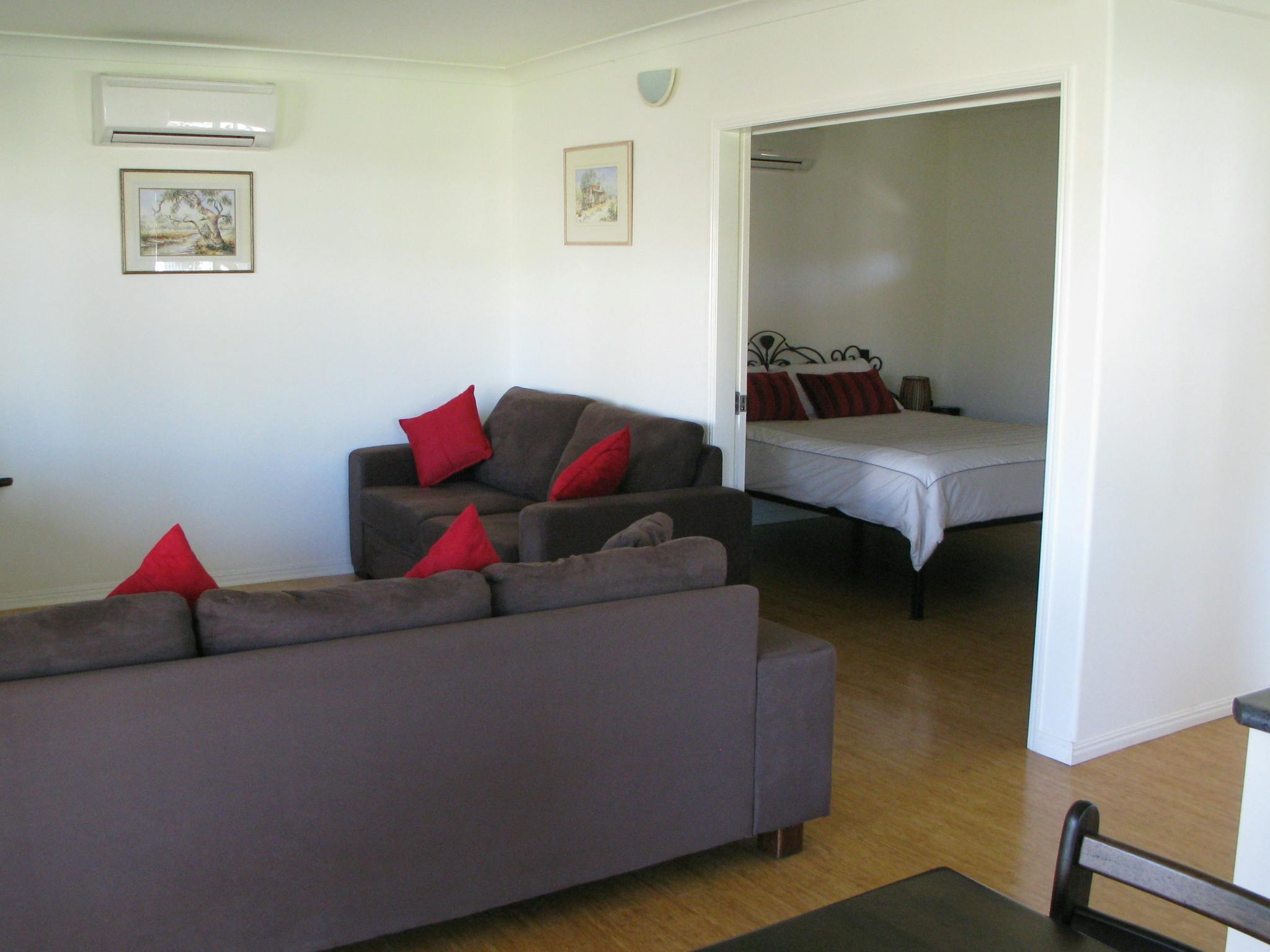 Rubyvale Gem Gallery Apartments Queensland