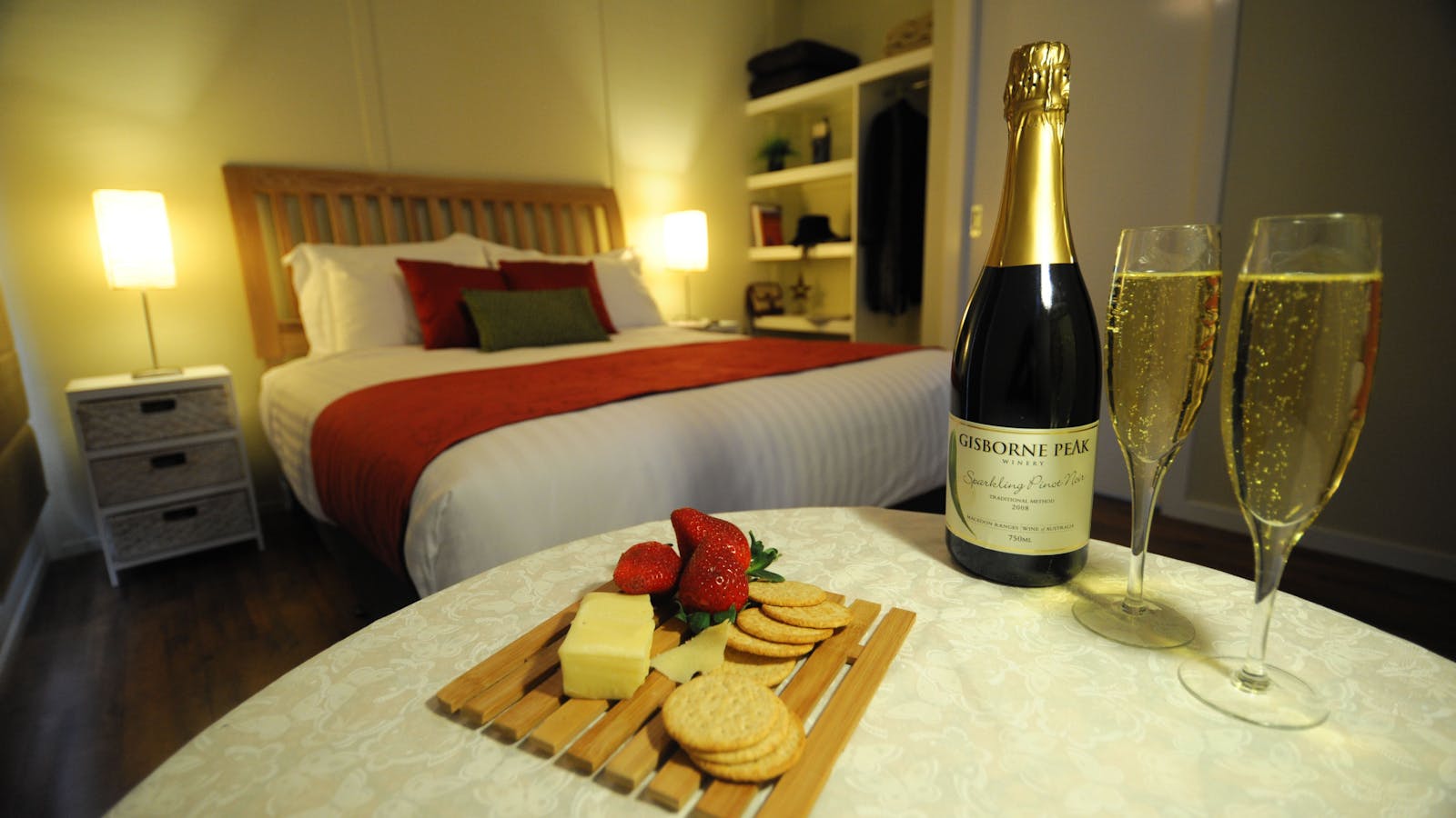Gisborne Peak Winery & Cottages