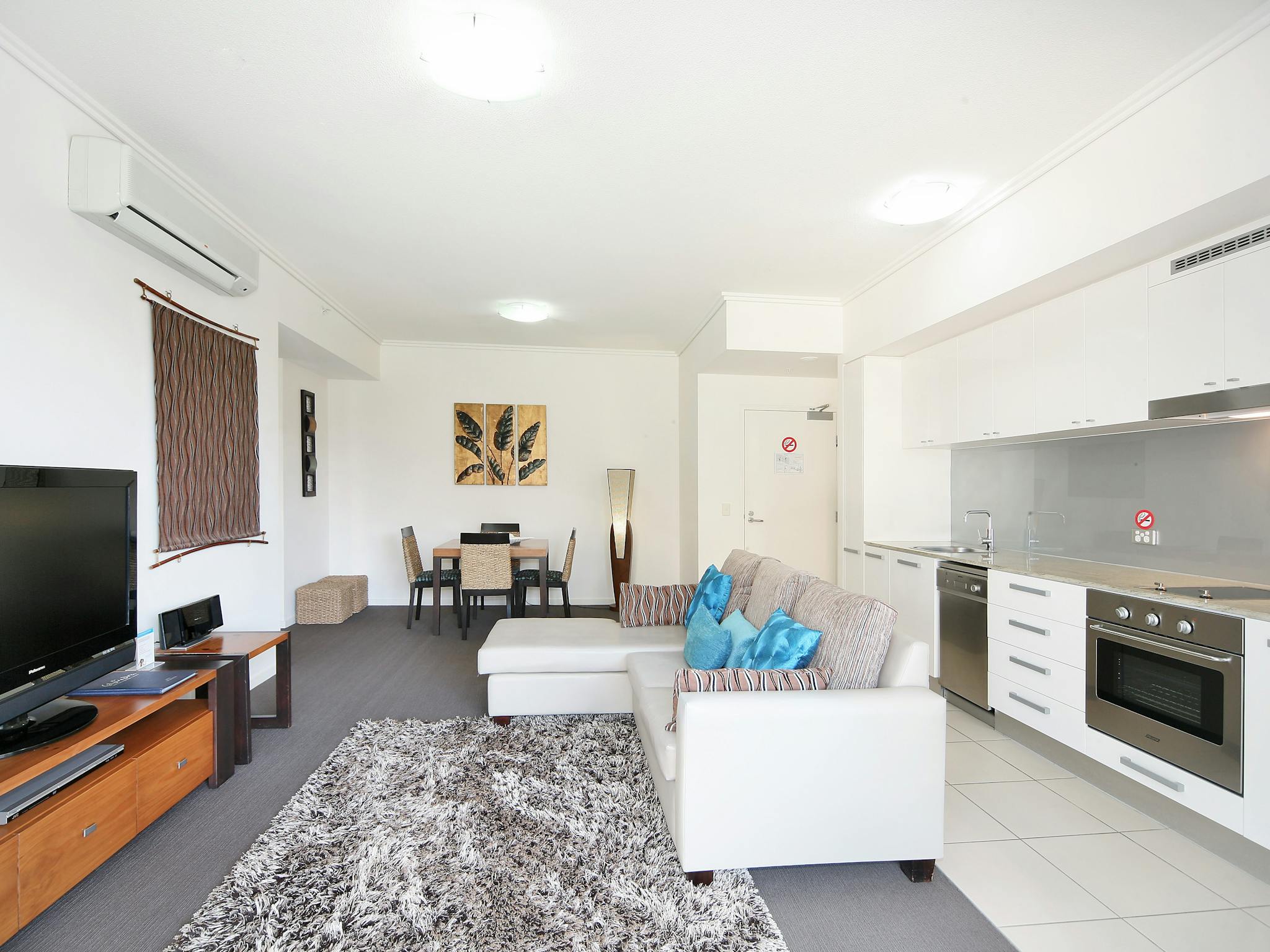 1 Bedroom Resort Living Room Aspect Caloundra Sunshine Coast Queensland 1 Bedroom Resort Living Room Aspect Caloundra Sunshine Coast Queensland