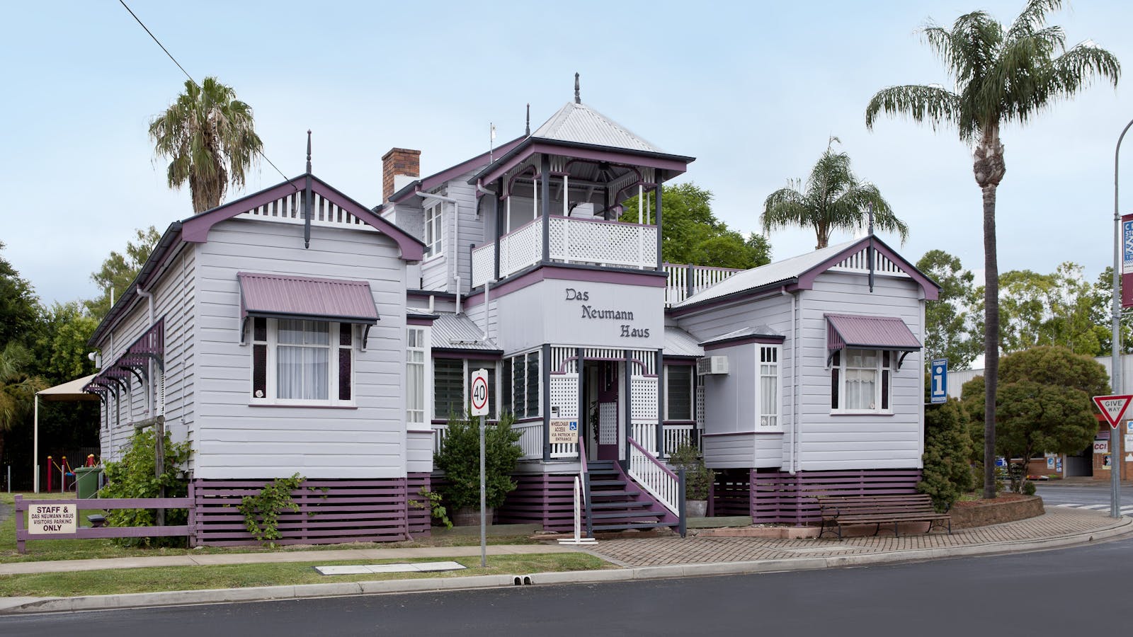Das Neumann Haus Museum