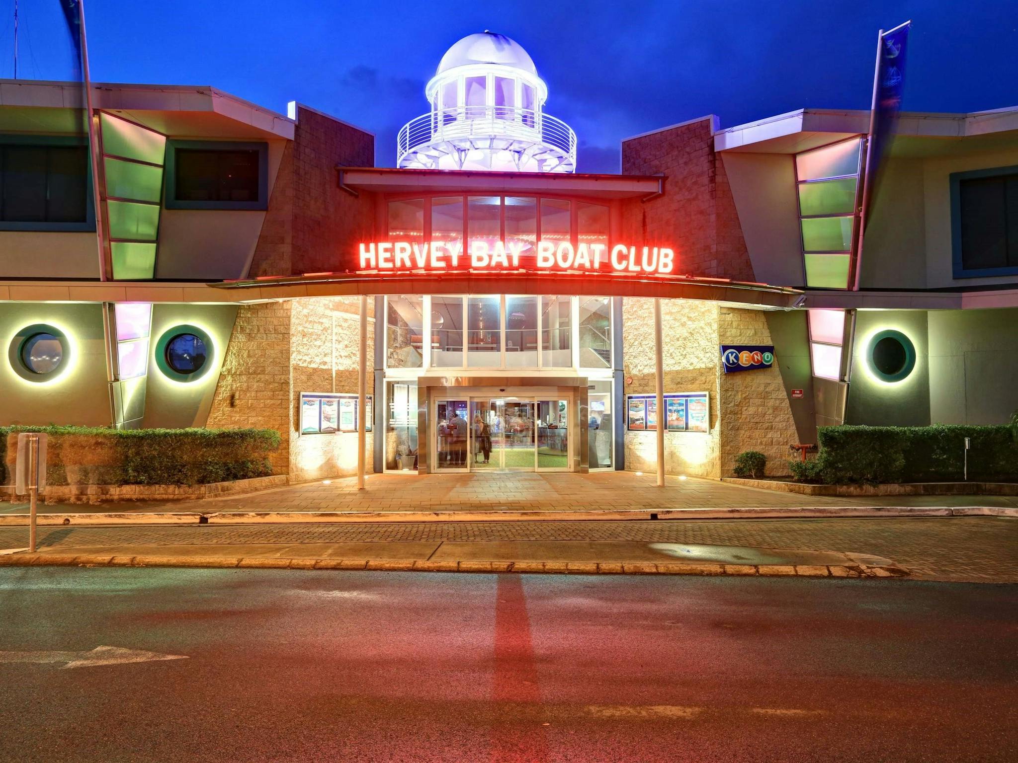 Hervey Bay Boat Club - BIG4 Fraser Lodge Holiday Park