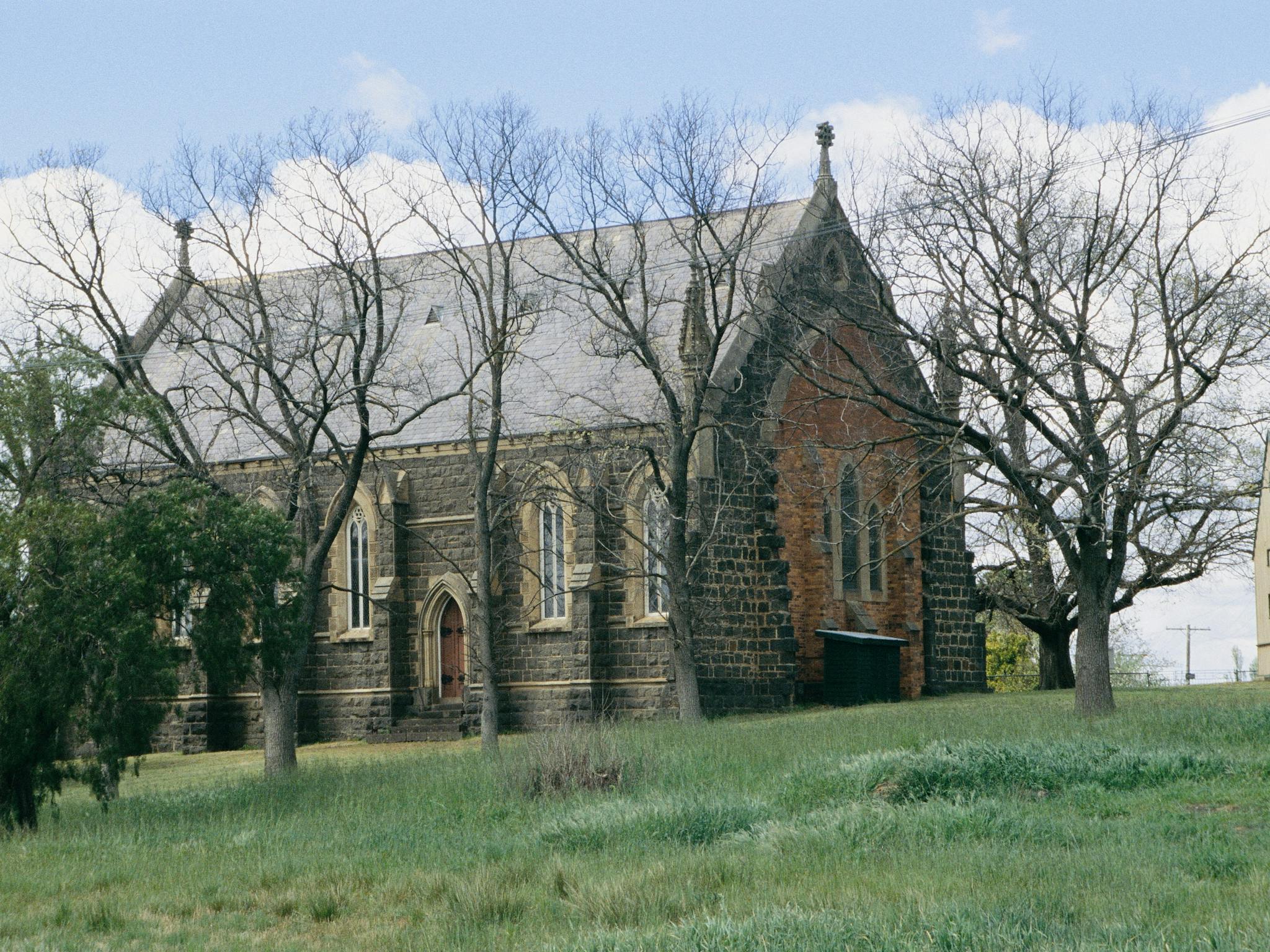 Clunes