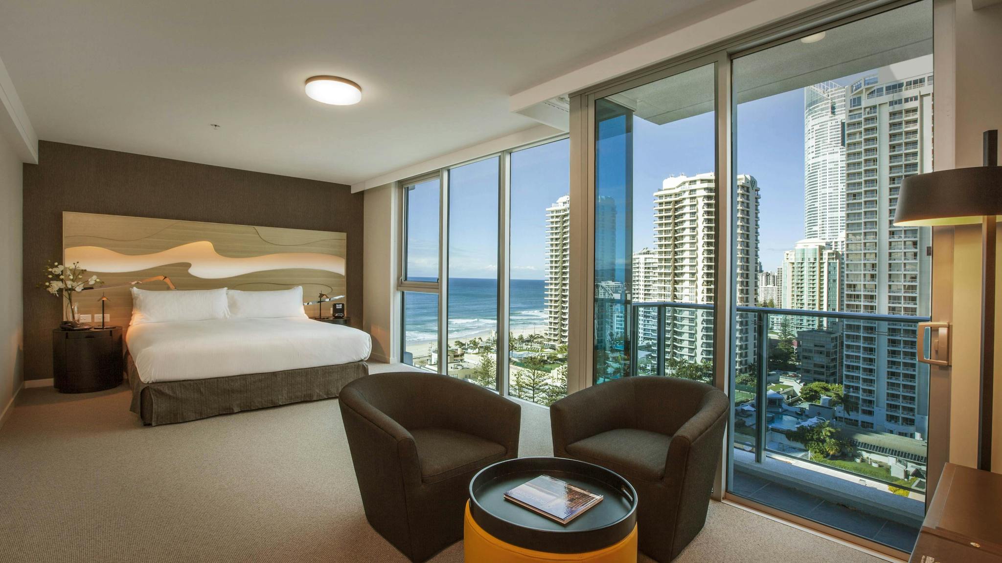 Hilton Surfers Paradise King Executive Room Hilton Surfers Paradise King Executive Room