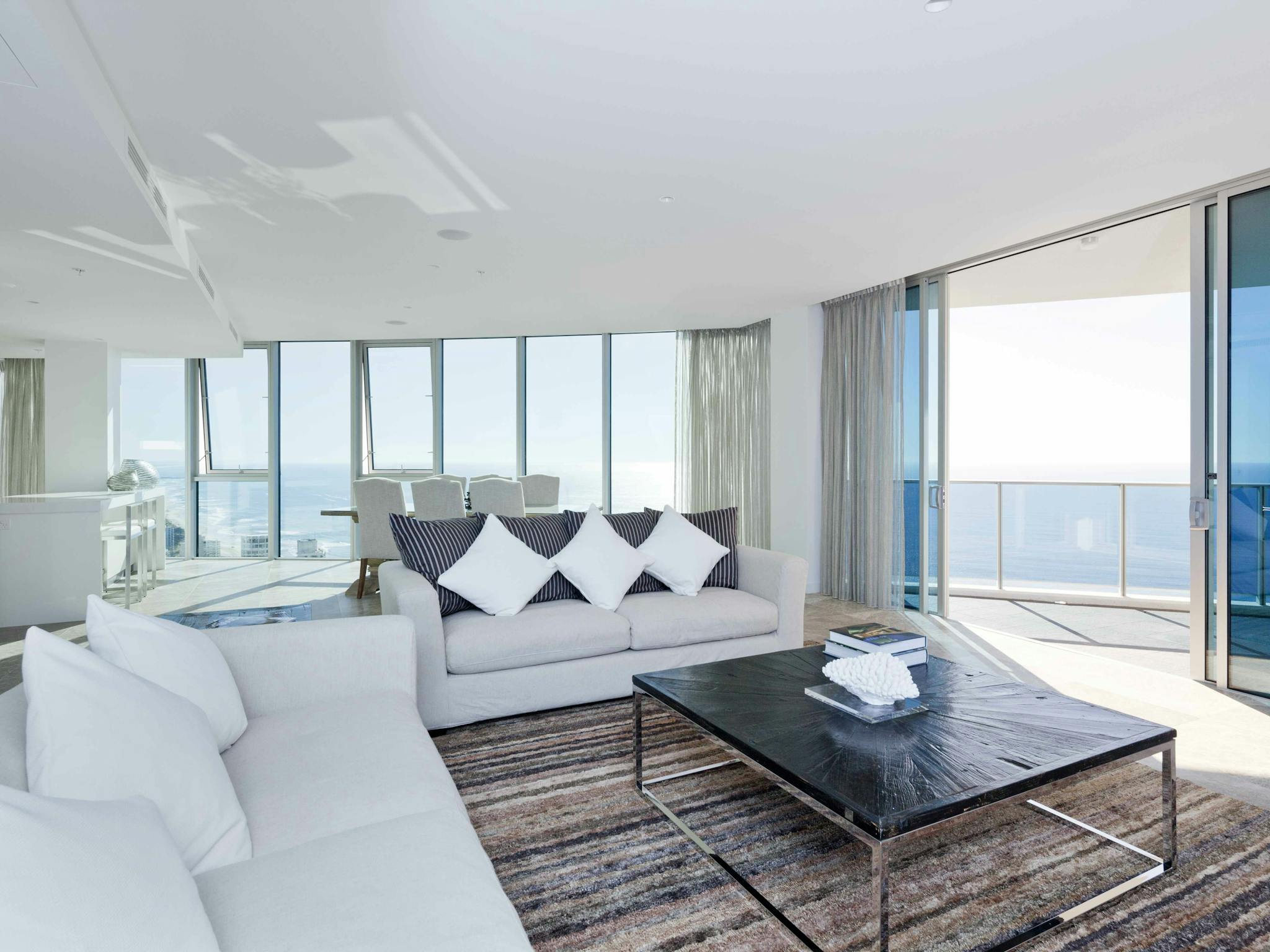 Hilton Surfers Paradise Sub Penthouse Suite Hilton Surfers Paradise Sub Penthouse Suite