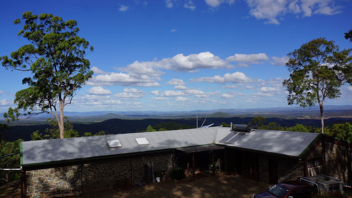 Stonehouse Style Location