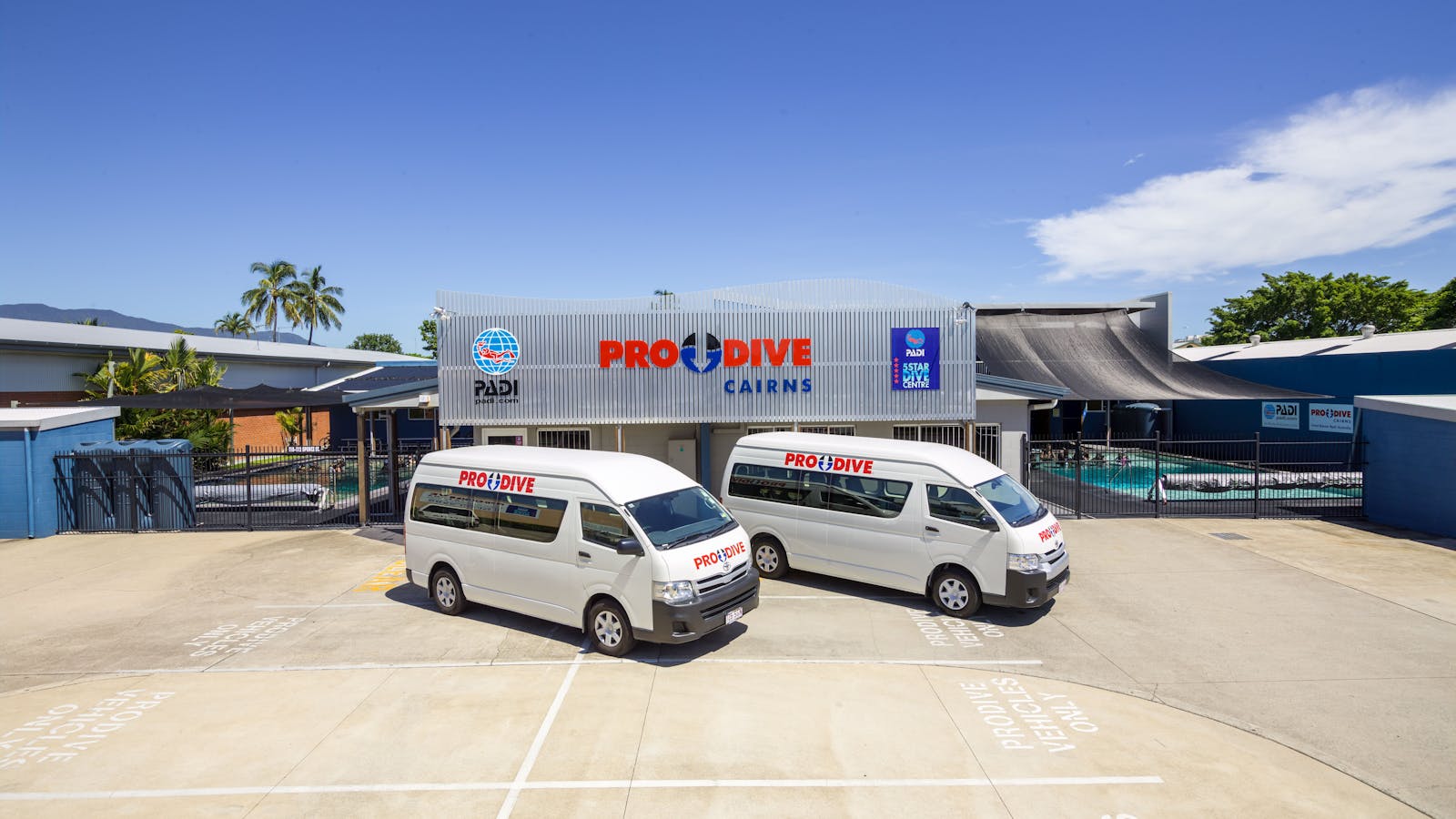 Pro Dive Cairns