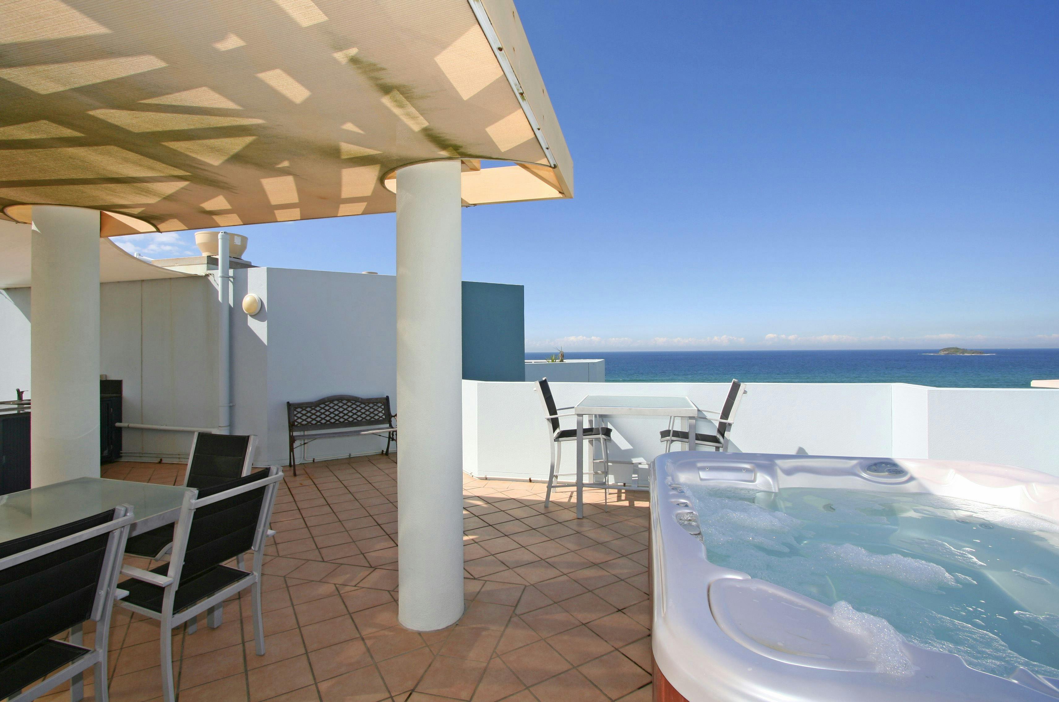 3 Bedroom Top Floor Apartment