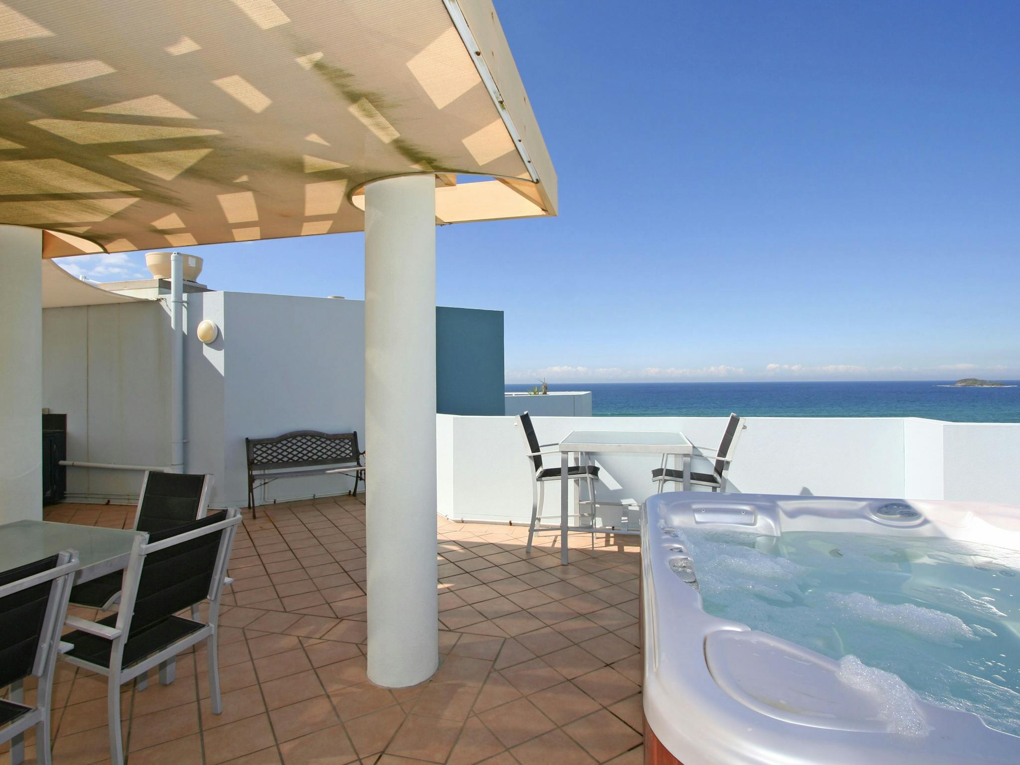 Resort Side Rooftop Tce with Hot Tub Resort Side Rooftop Tce with Hot Tub