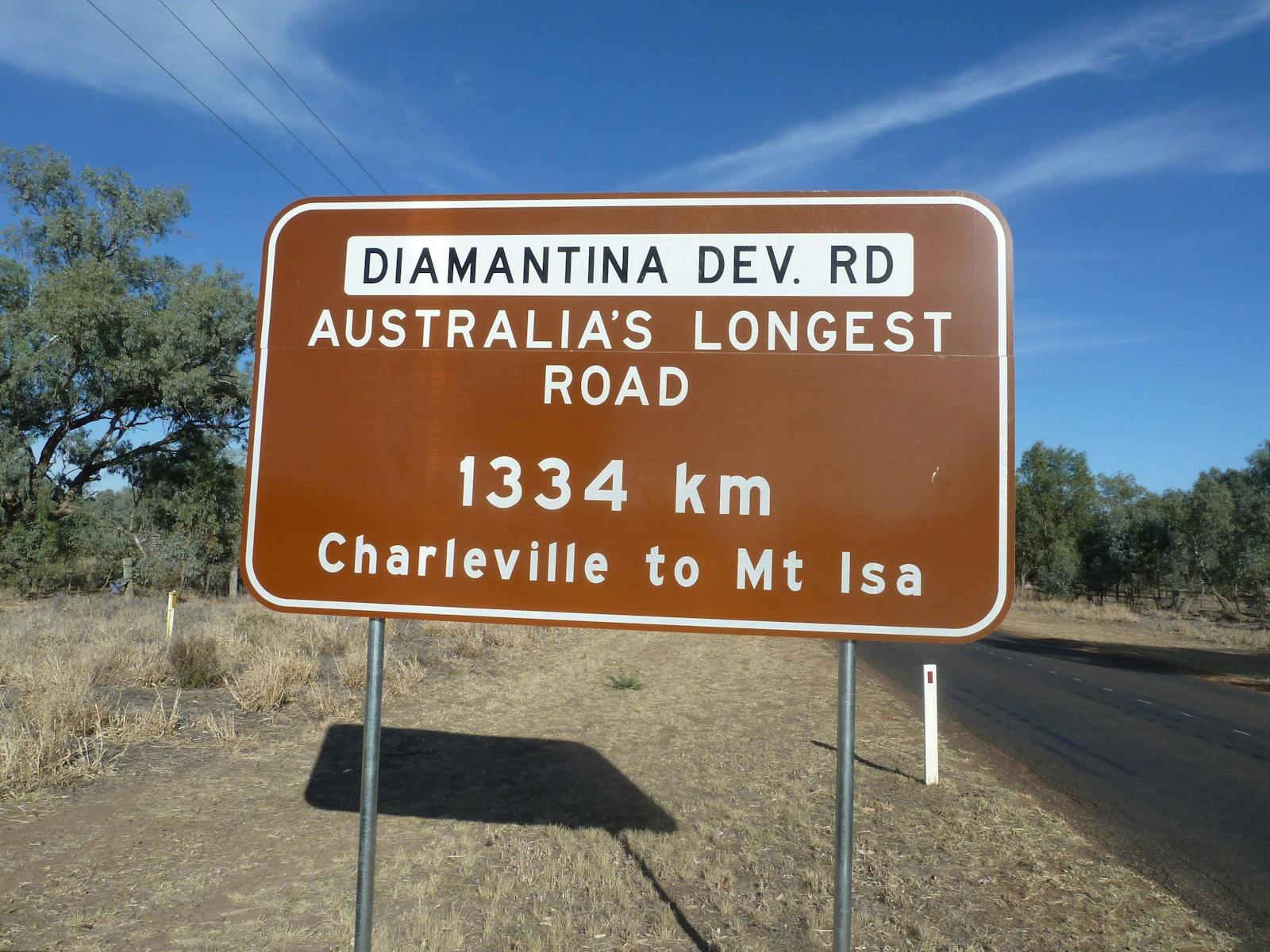Charleville Bush Caravan Park and Cottage