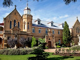 Abbey Boutique Hotel