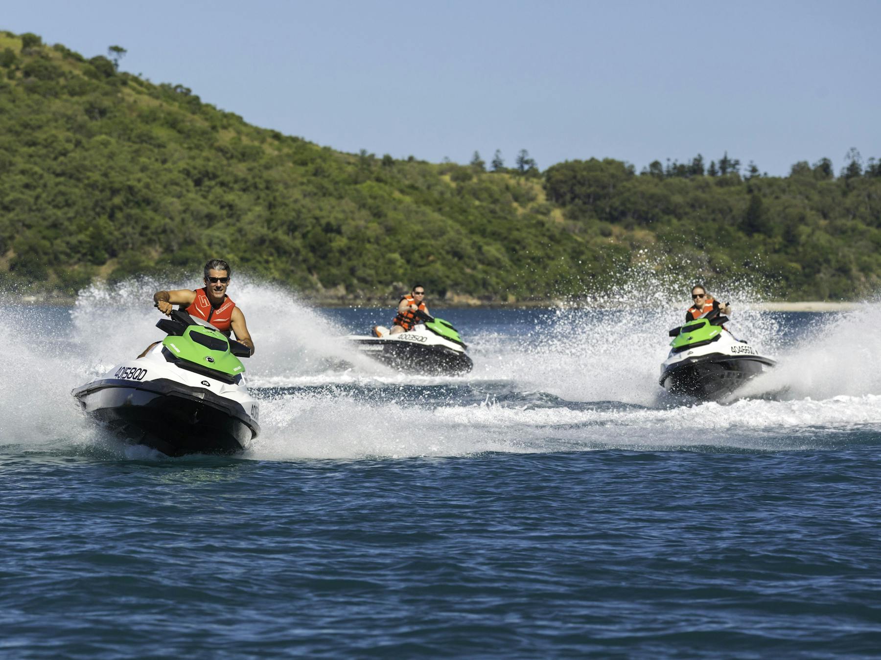 jet ski tours airlie beach
