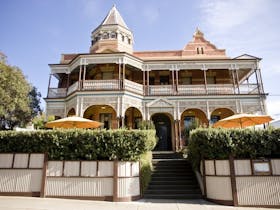 Queenscliff Hotel