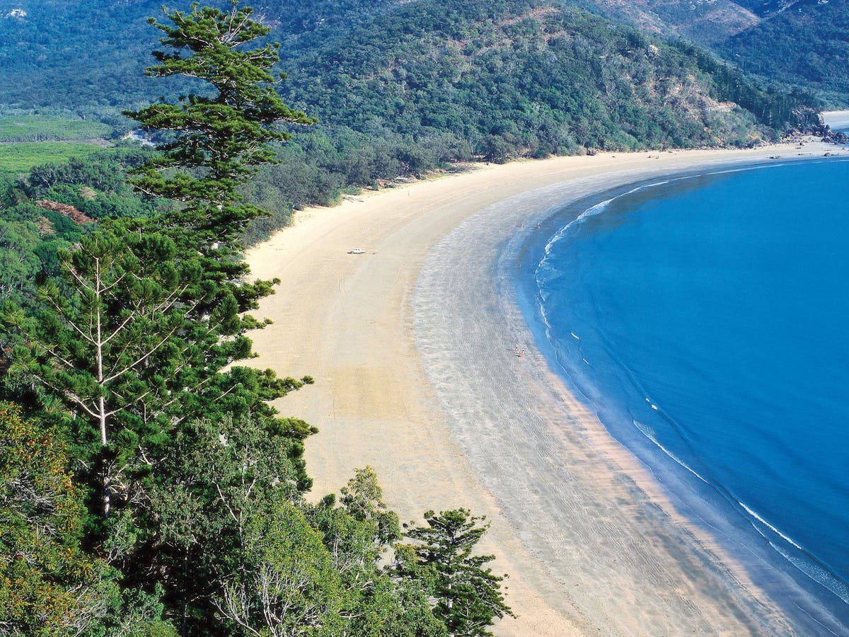 Cape Hillsborough Cape Hillsborough