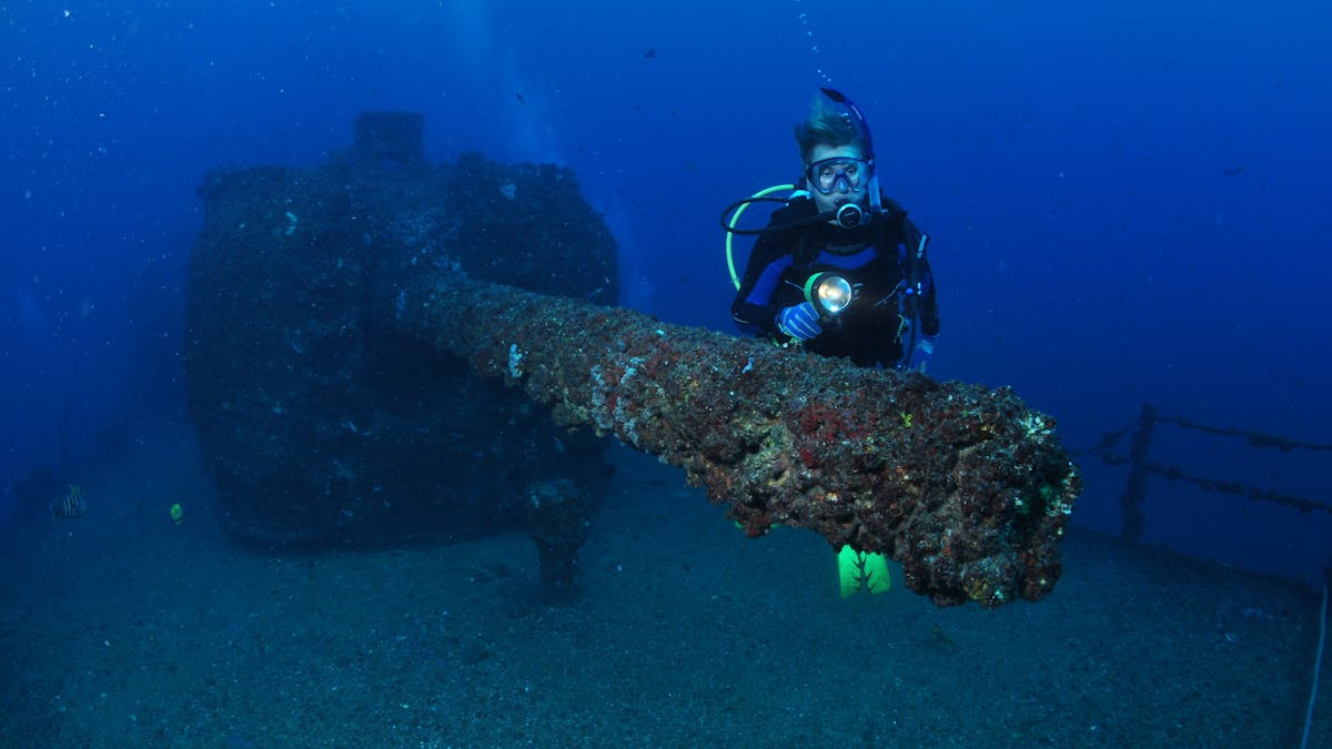 HMAS Brisbane