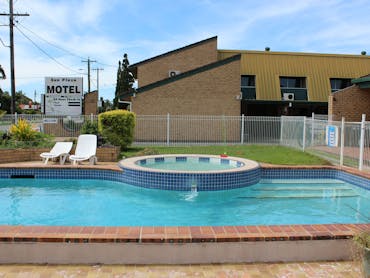 Sun Plaza Motel